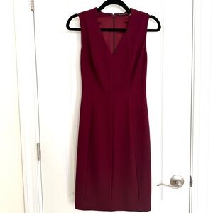 Elie Tahari Deep Red V-Neck knee-length sleeveless Dress, size 0